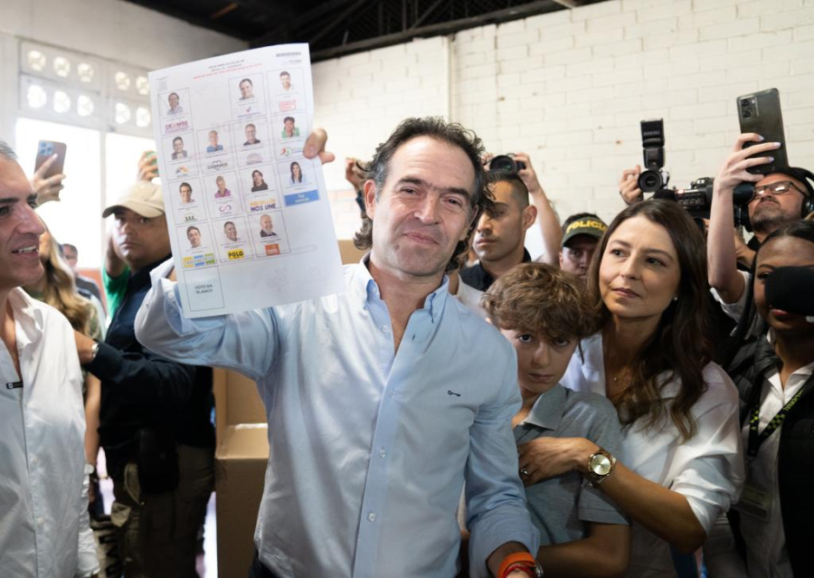 Crónica de una alcaldía ganada: Fico repite como alcalde de Medellín