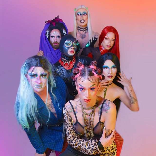 Integrantes de Cultura Drag Medellín (CDM), colectivo drag de la ciudad. FOTO recuperada de @culturadragmed