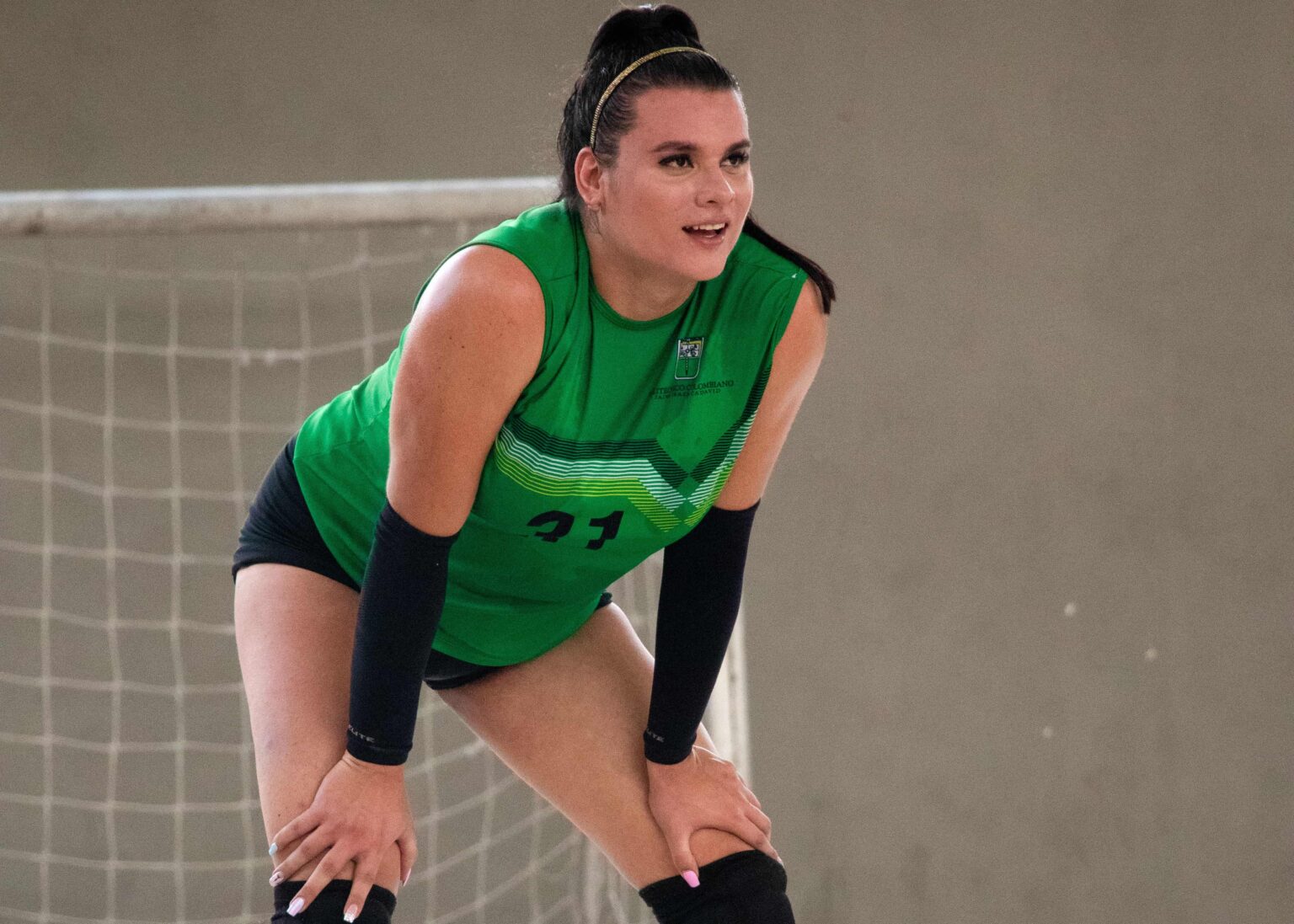 Emiliana durante un entrenamiento con el equipo del Politécnico Jaime Isaza Cadavid. Foto: Camila García Patiño