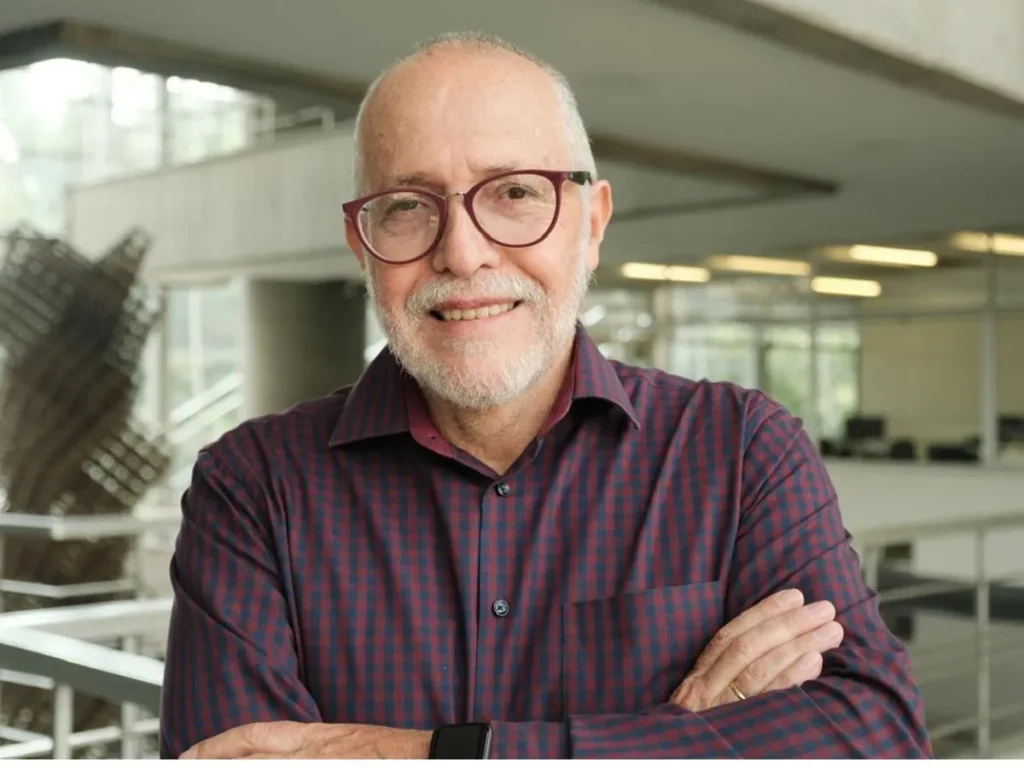 Francisco Cortés Rodas, profesor del Instituto de Filosofía
