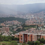 Viviendas que no alcanzan y techos que no protegen: el reto de vivir en Robledo