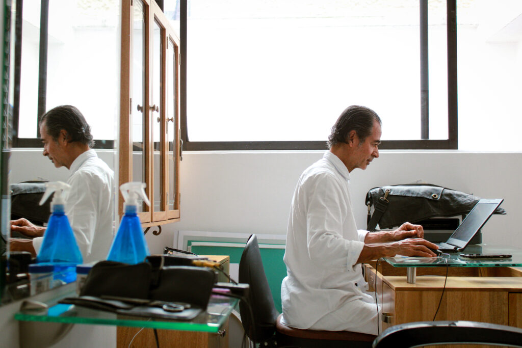 Gilberto, estilista y abogado